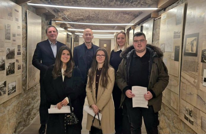 PHOTO-2025-12-30-09-53-38