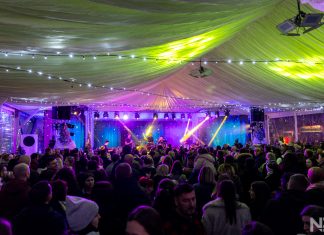 Sjajna večer na adventu u Gospiću uz nastup Stele Rade