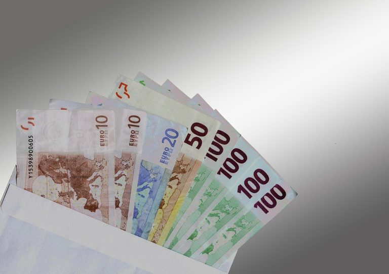 Zbog greške sustava korisnici moraju vraćati dio inkluzivnog dodatka, deseci građana javili se s istim problemom