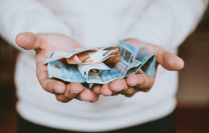 christian-dubovan-euro-unsplash