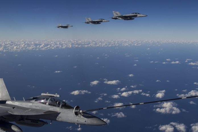 military_material-ea-18g-growler-2505100_1280