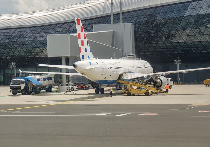 Croatia-Airlines-Lika-online