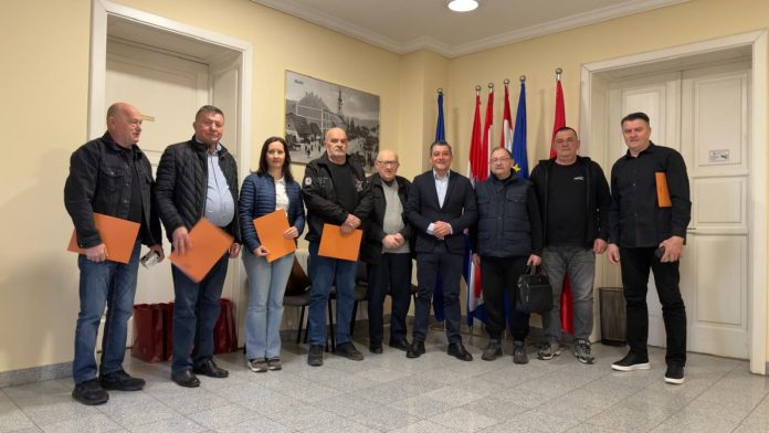 Za programe socijalnih i braniteljskih udruga u Otočcu potpisani ugovori vrijedni 36.000 eura