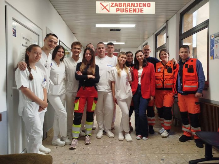 Hitna medicinska služba8