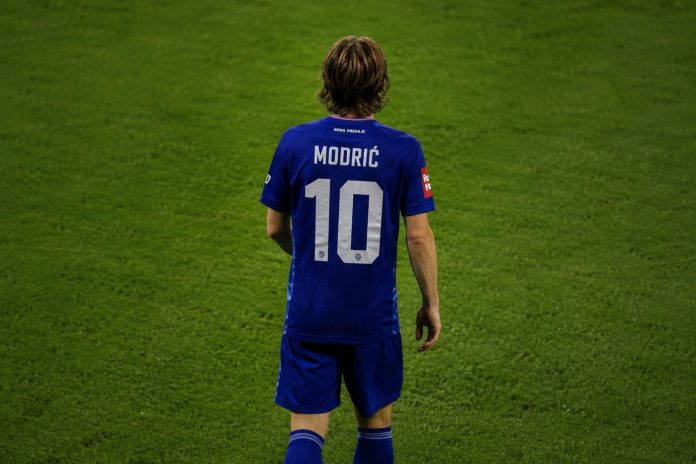 AI ilustracija modrić