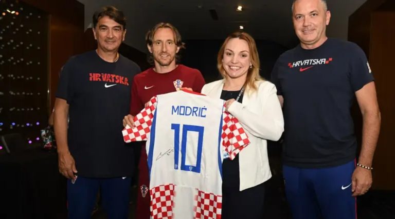 Vatreni u Dallasu ugostili kćer poginulog hrvatskog branitelja Ivana Senčića