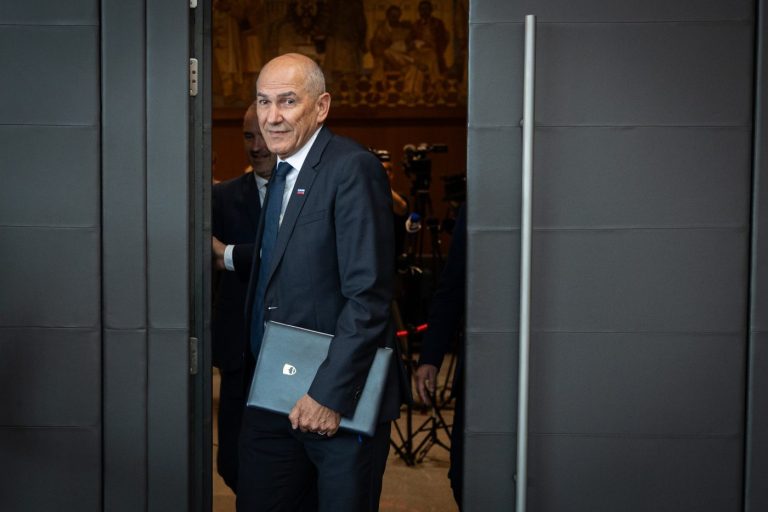 Slovenski parlament potvrdio novu vladu desnog centra Janeza Janše