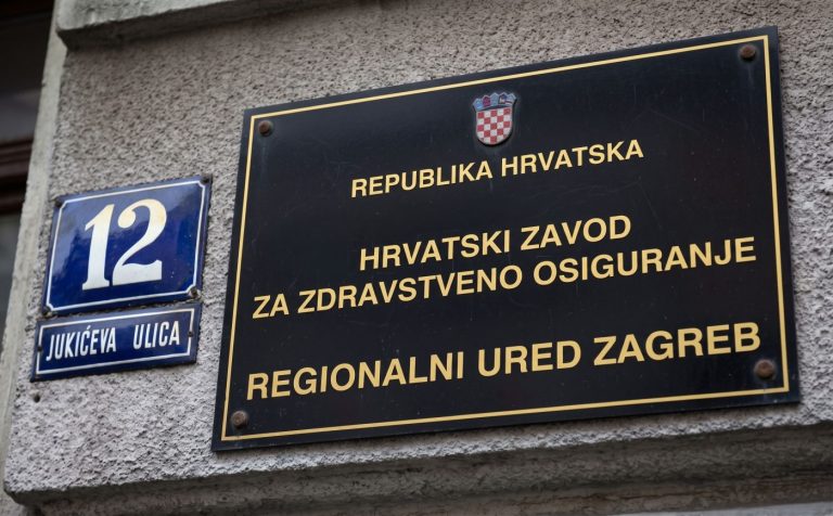 HZZO: Od 1. srpnja pristup CEZIH-u samo uz nove iskaznice