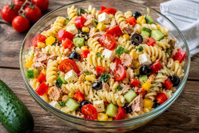 Salata tjestenina ia