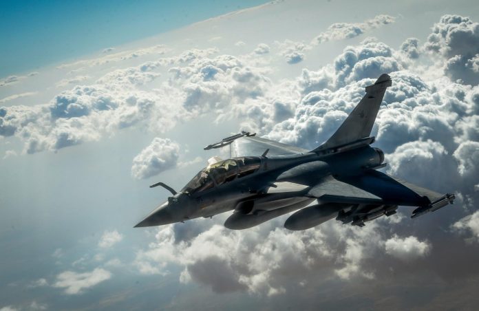 military_material-rafale-2472062_1920