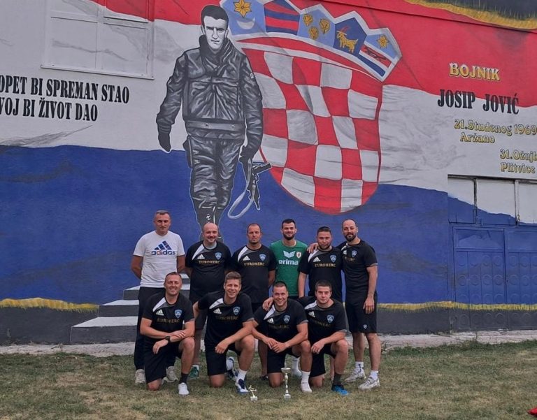 Sjajan nastup ličkih policajaca na memorijalu posvećenom Josipu Joviću