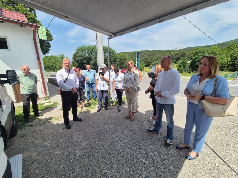 Mobilna ambulanta Ličko-senjske županije službeno započela s radom iz Baških Oštarija