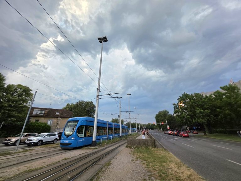 Novi prometni kolaps u Zagrebu: Ovi dijelovi grada ostaju potpuno bez tramvaja sve do sredine kolovoza